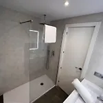 Apartmán Espacioso De Diseno A 3 Min Renfe Con Parking Privado