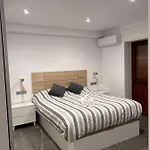 Apartmán Espacioso De Diseno A 3 Min Renfe Con Parking Privado