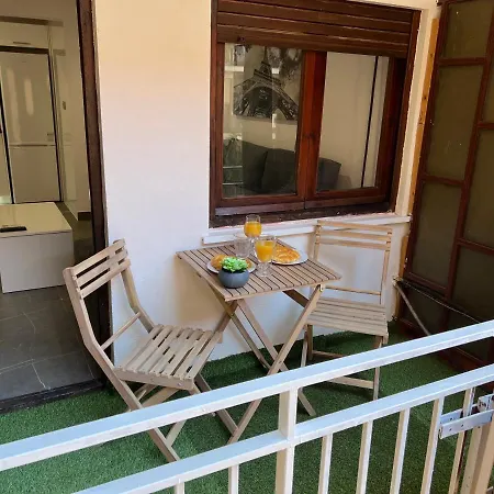 Espacioso De Diseño A 3 Min Renfe. Apartamento *