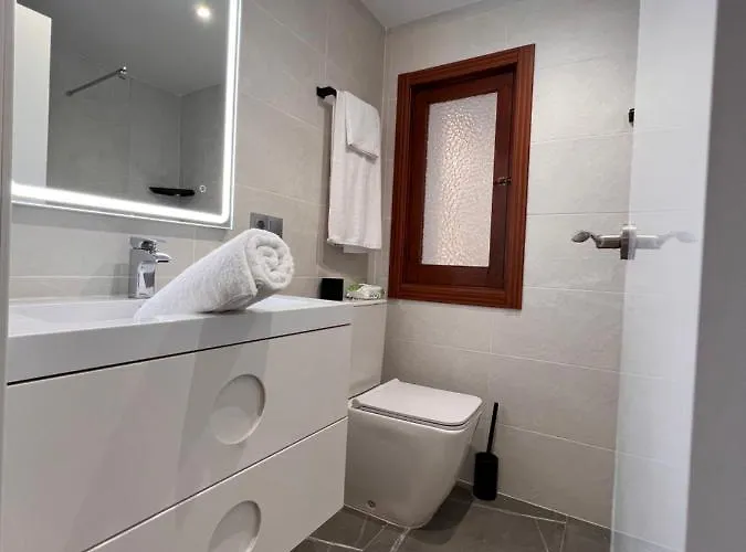 Apartment Apartamento Espacioso De Diseno A 3 Min Renfe Con Parking Privado Córdoba