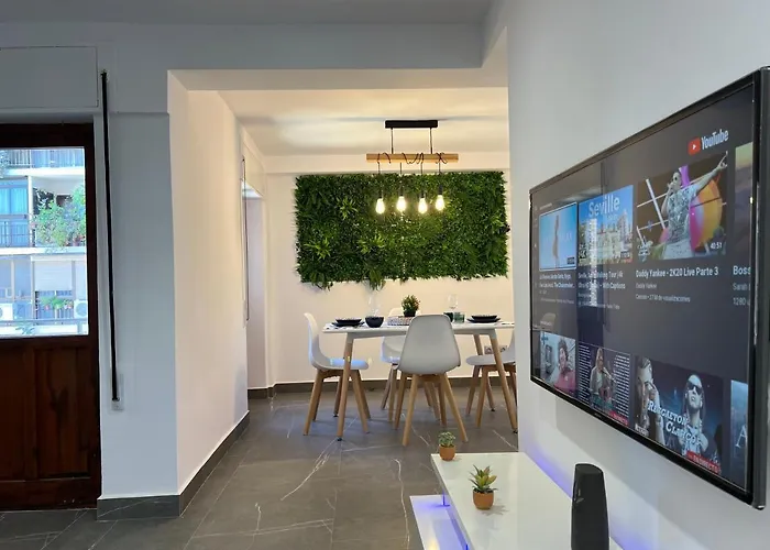 Apartamento Espacioso De Diseno A 3 Min Renfe Con Parking Privado *