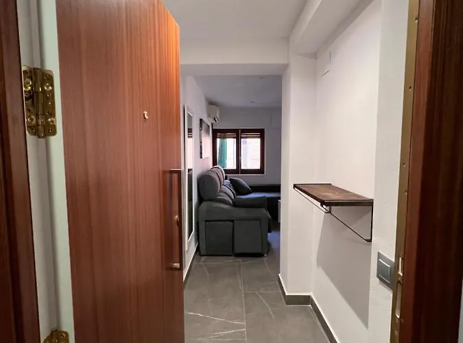 Apartamento Espacioso De Diseno A 3 Min Renfe Con Parking Privado Córdoba