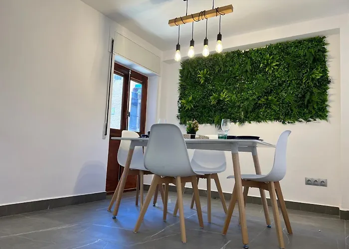 Apartment Apartamento Espacioso De Diseno A 3 Min Renfe Con Parking Privado