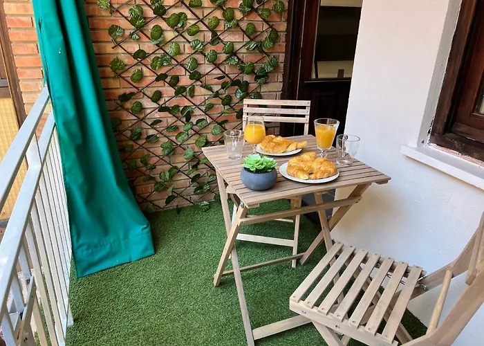 Apartment Apartamento Espacioso De Diseno A 3 Min Renfe Con Parking Privado Cordoba