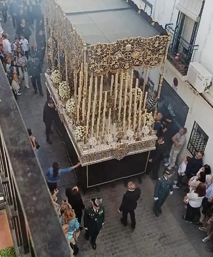 Espacioso De Diseno A 3 Min Renfe Con Parking Privado *